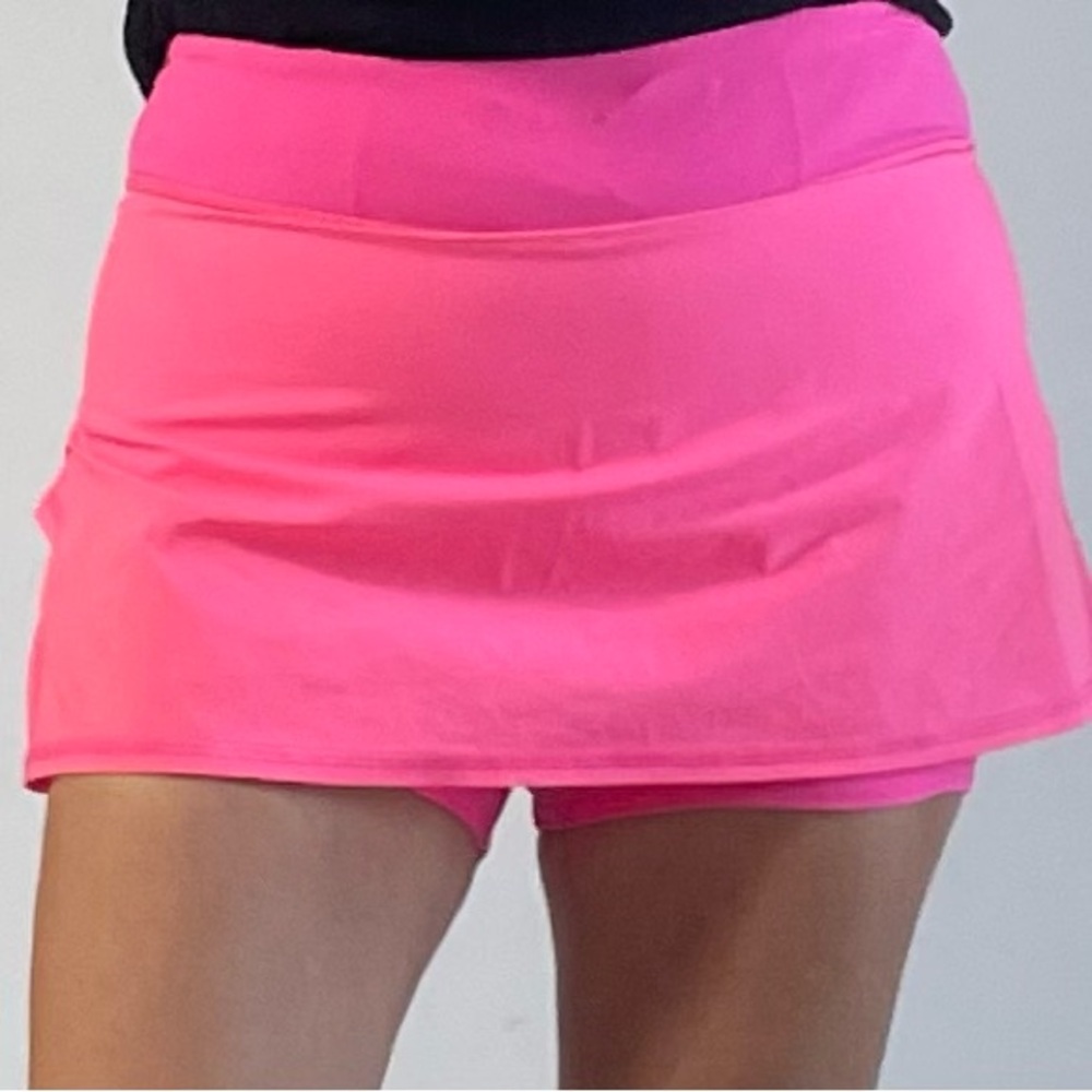 Lululemon tennis/run, skirt/skort.